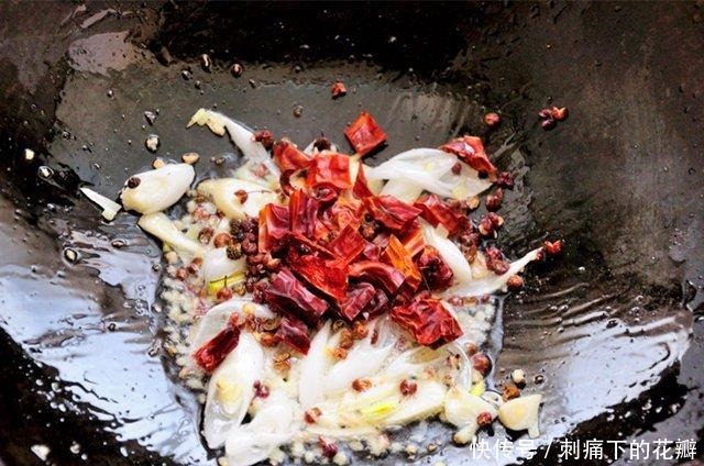 鸡肉|辣子鸡怎么做最好吃掌握这几点,鸡肉外酥里嫩麻辣鲜香,超下饭