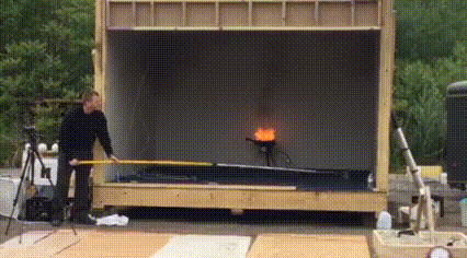 工程学院|搞笑GIF:工程学院后边山坡上