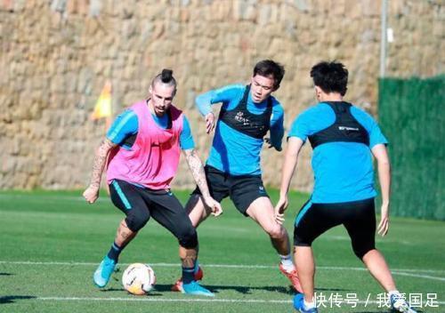 巨星|坏消息!中超又一巨星想离队:1年半赚走1亿,还想提前结束合同走人