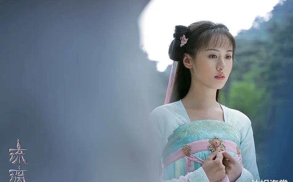  镜头|《琉璃》男二腾蛇百搭，全程陪璇玑追夫，1个动作成就最出彩镜头