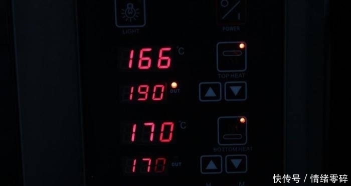 搅拌好|浮云卷:蛋糕可以在家里做,味道超嫩!