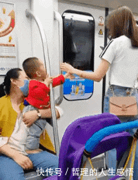 不适|搞笑GIF:你还是别做鬼脸了,看得我浑身不适