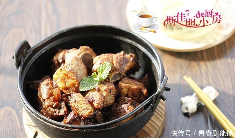 点赞|排骨这么做，比糖醋排骨好吃，简单易做全家都点赞，一上桌就吃光