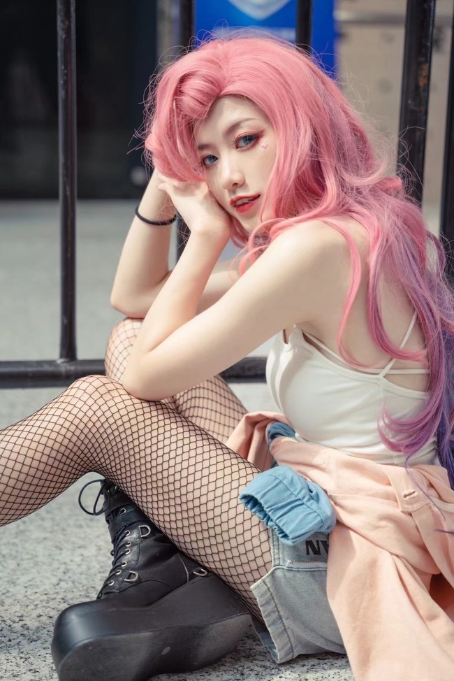 seraphine|cos：LOL新英雄seraphine自设