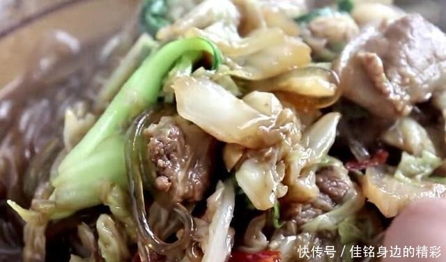 做法|白菜炖粉条怎么做最好吃,教你一招,白菜鲜香入味,做一锅不够吃