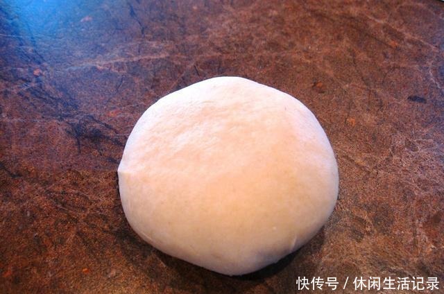 好吃|早餐面包这样做,孩子上学从不赖床,5分钟出锅,简单营养又好吃