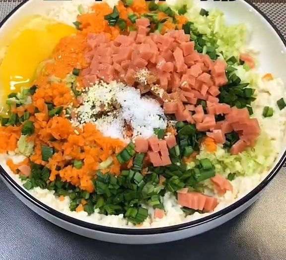 不到|全职妈妈的晚餐,看一遍就会做,花销不到8元钱,比订外卖强多了