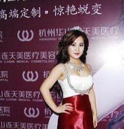 工作|52岁邓建国娶19岁“女儿”黄梓琪,90天离婚后,黄梓琪怎么样了