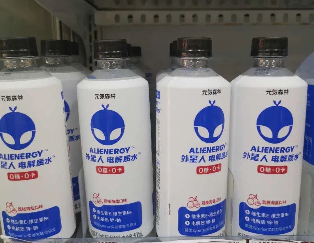 窝囊气|140亿的“0糖气泡水”,喝的是一口窝囊气!