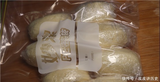 馒头|馒头保存别只会放冰箱了,教你一招,放1个月一样不发霉、不干硬
