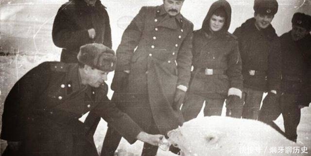 幸存|天气非常恶劣,军区副司令“毫不畏惧”,结果飞机坠海无一人幸存