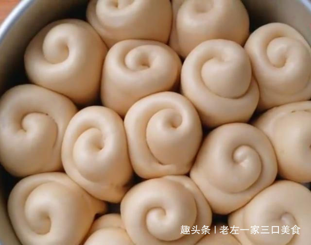 失败|原来面包柔软拉丝有技巧,学会这个做法,好吃不硬,想失败都难
