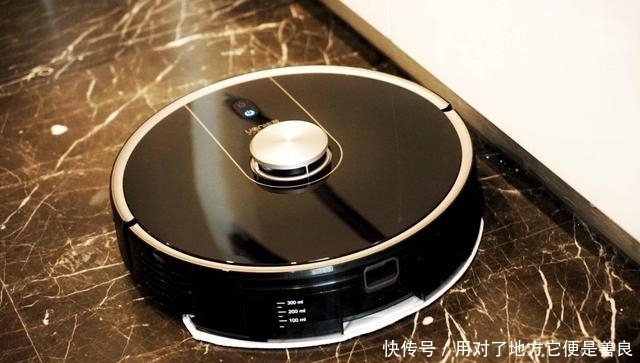 超大|由利扫地机器人新品评测:大水箱+大电池+超大吸力,给力之选?