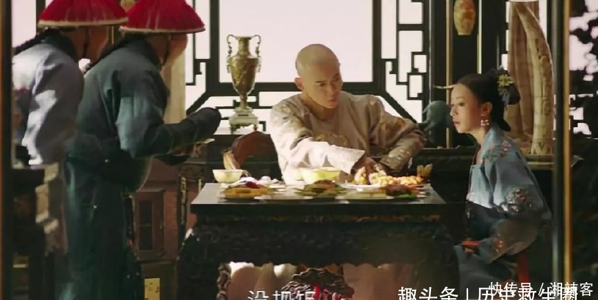 御膳房|皇上只要说饿,御膳房为何就能端来热菜?