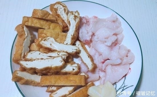 蔬菜|含钙最高的蔬菜不是菠菜,而是“它”夏天常吃,补充钙质营养足
