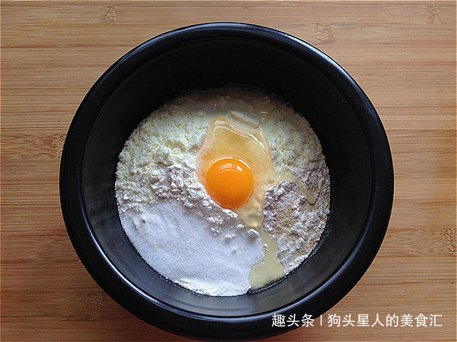  平底锅|教你做奶香小馒头，不加一滴油和水，一个平底锅就搞定