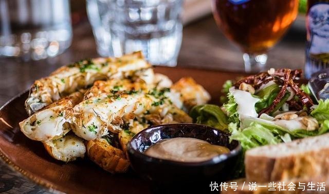 吃一些|真正走进美国人家庭瞧瞧他们一日三餐吃些啥,和国内有何差别