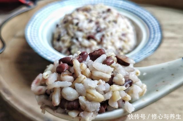 淘洗干净|常吃粗粮好处多,推荐四款粗粮米饭,营养又香软,让家人吃出健康