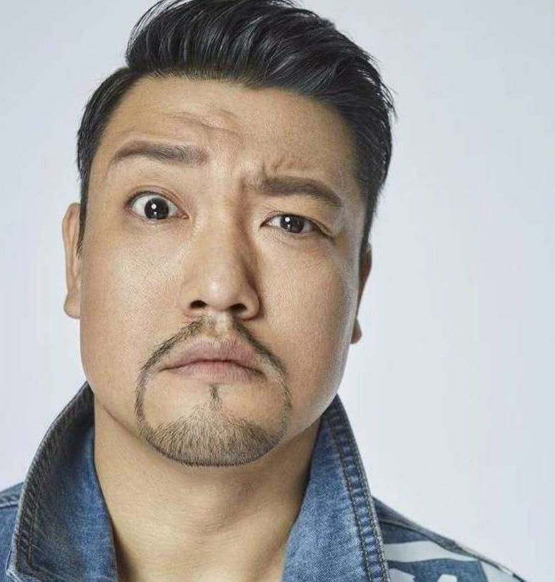  影帝|《欢乐喜剧人》4位总冠军现状，沈腾成百亿影帝，而他无人问津！