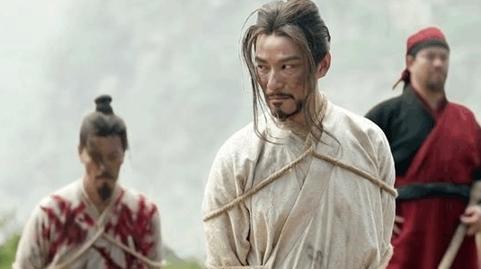 确实|侩子手嘲笑死囚犯怕死, 死囚: 我饿, 侩子手: 先生, 确实佩服!