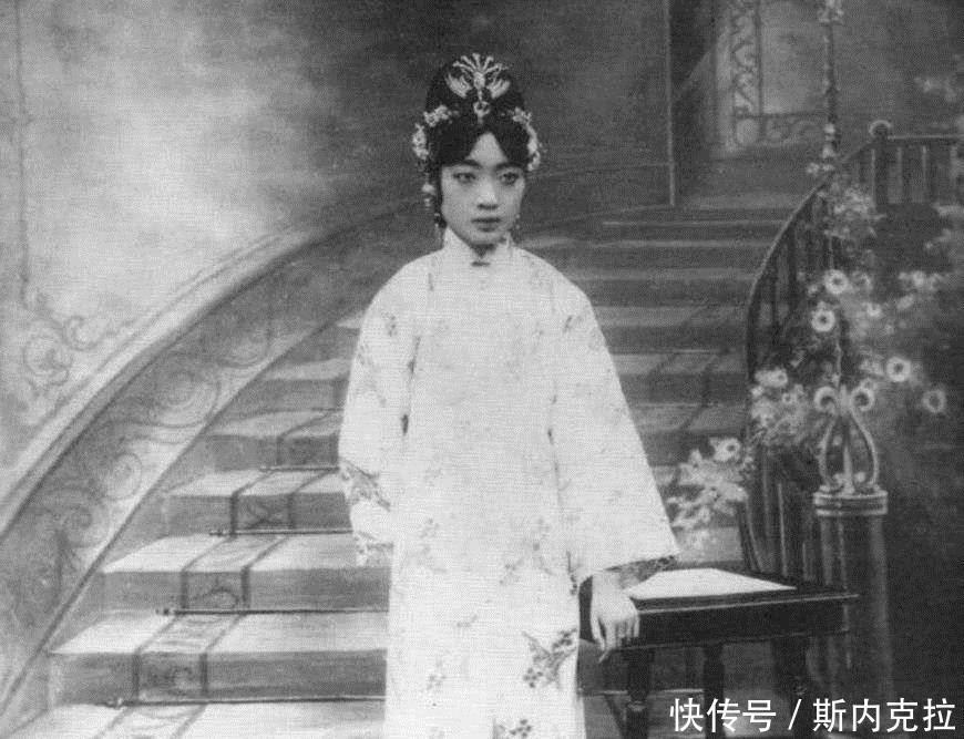 难怪|满清后妃照片,皇后婉容复原照太美了,难怪溥仪爱她