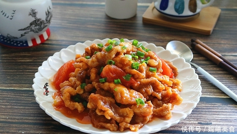  家常|这款家常开胃菜，孩子隔三差五就喊馋，酸甜香酥，连汁都不剩