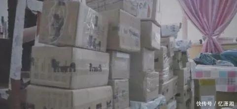 回归|去年中1亿的锦鲤信小呆，信用卡被刷爆，最终还是选择回归工作