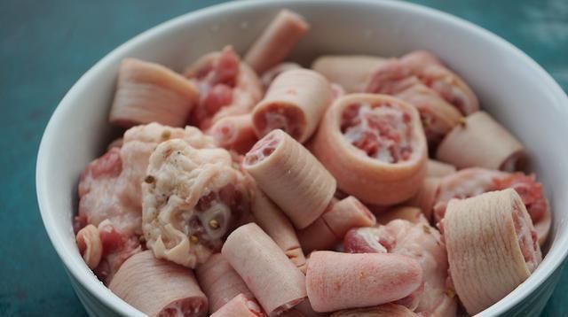 买请|四根四十元,菜场里最不起眼的下酒菜,想买请先预约