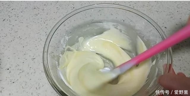 蛋糕|用平底锅就能做出很绵软无油、低糖的蛋糕饼,大人小宝宝都可以吃