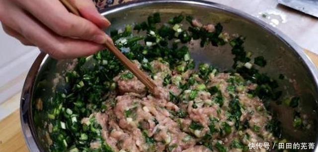 饺子|秋天,用他包饺子,比韭菜饺子新鲜,比肉饺子好吃