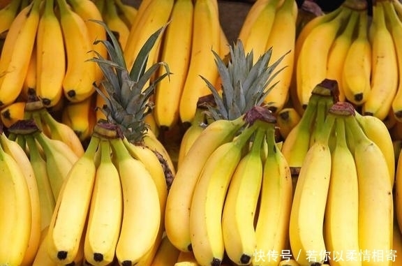 口感|买香蕉,不能只看大小,牢记3个技巧,买到的香蕉又甜又好吃