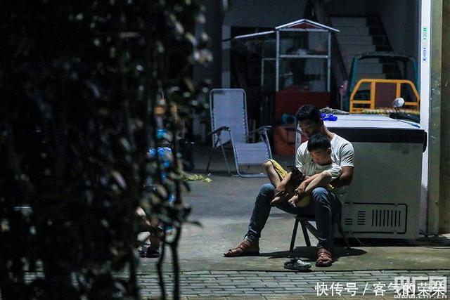 王家坝|「直击抗洪一线」夜幕下的王家坝