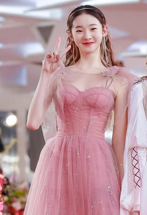 刘些宁|硬糖少女刚出道就惹事个别成员不配合宣传,还惹怒杨幂热巴粉丝