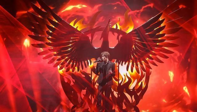 蔡徐坤|蔡徐坤都当导师了,他的前前队友居然还在参加选秀