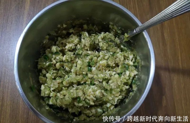 清爽|三伏天,多给家人吃饺子,清爽不腻,护脾胃营养好,一盘吃不够