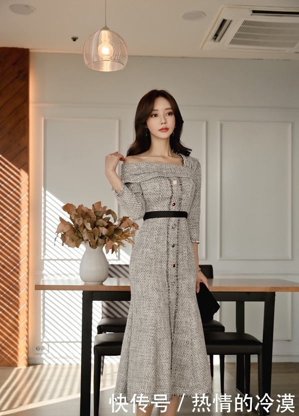  磨砂|韩国模特孙允珠曼妙灰色搭肩磨砂连衣裙网拍