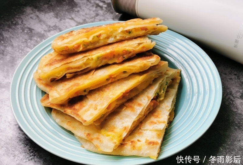 做法|手把手教你鸡蛋灌饼的做法，松软分层，个个鼓大泡，跟着学零失败