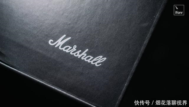  便携|小而智能，这是个「另类」的 Marshall 音箱