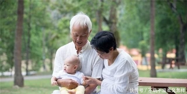 孩子|年轻夫妻不愿意要孩子,到老了会后悔吗?听听梁宏达是怎么回答的