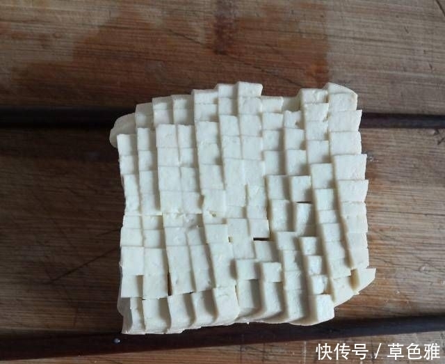  吃光|菊花豆腐，酸甜可口，营养丰富，连汤都吃光了