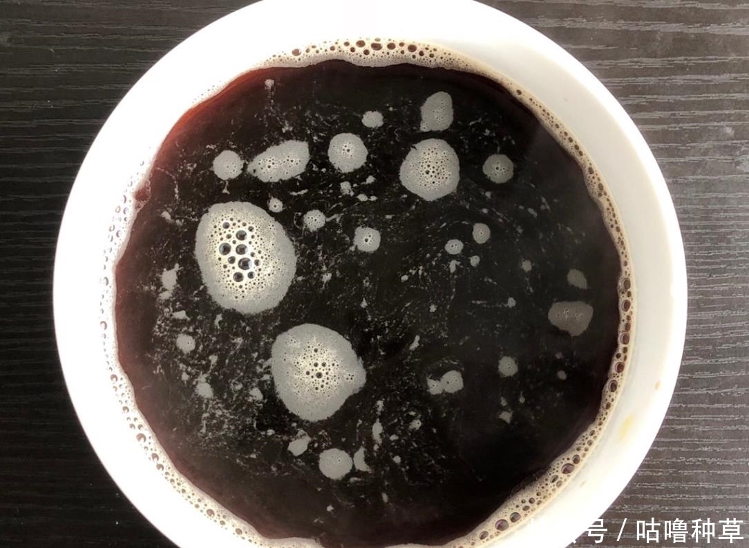 教你做|教你做红糖开花发糕,不用揉面很简单,掌握一个技巧,个个开花