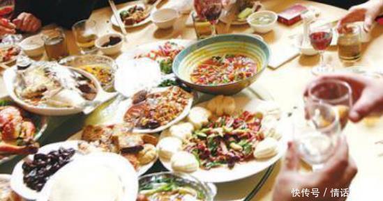  家属|男子饭店饮酒后死亡, 家属不让动, 直接要求赔偿30万, 这合理么