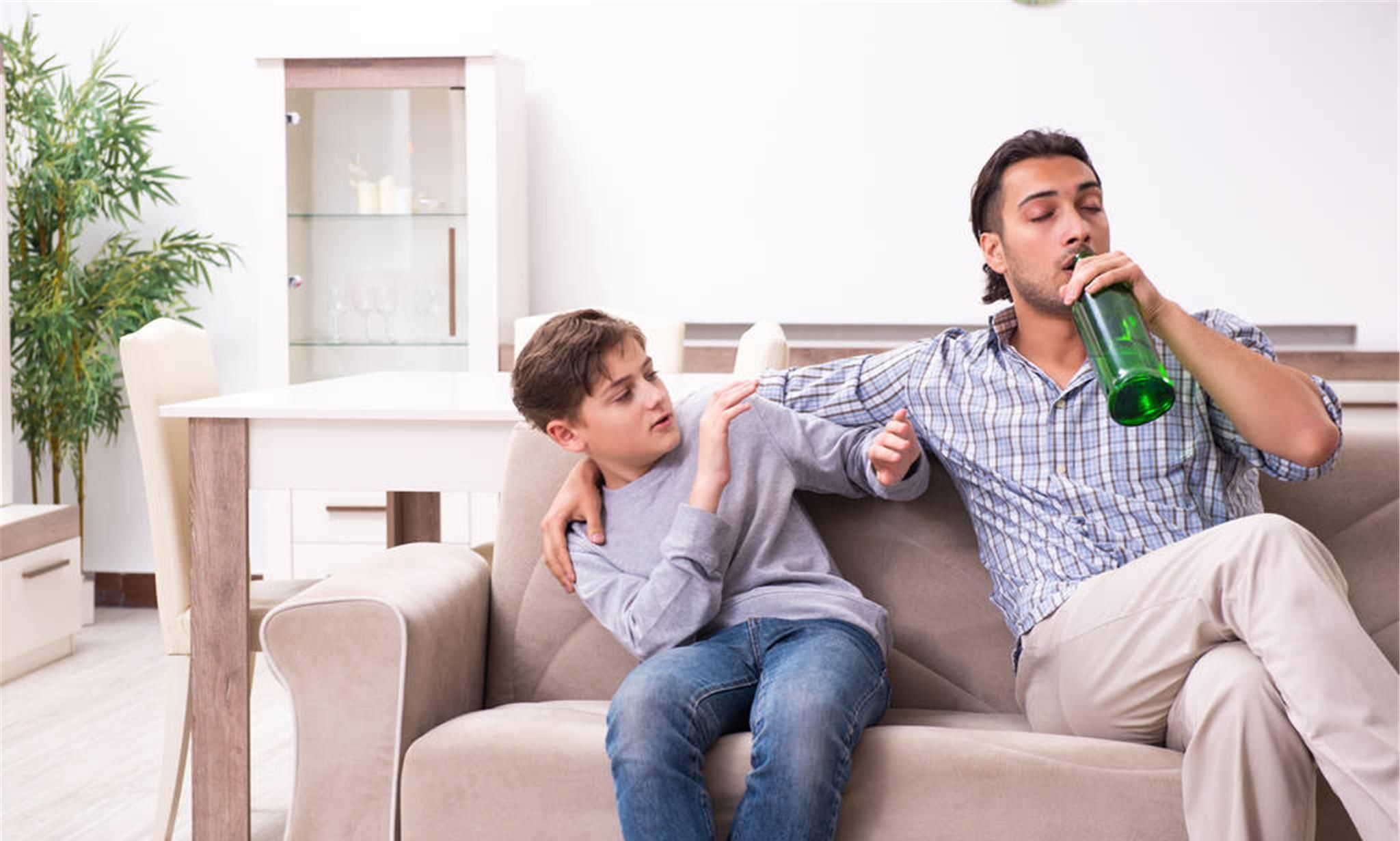  喝完|喝完酒后有这4个表现的人，寿命可能会比较短，不是吓唬你