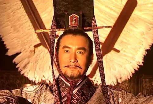 皇帝|先帝去世,奸臣们立一傻子做皇帝,傻子登基后:把这些帮朕的都杀了