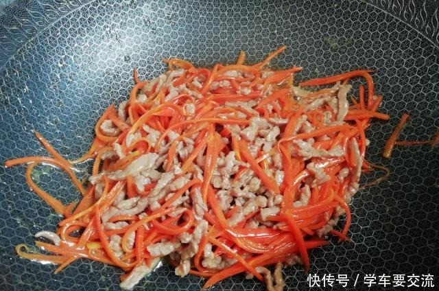 时别|炒牛肉时别直接下锅,做好这3点,牛肉嫩滑又鲜美,炒一盘不够吃