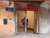 脖子|搞笑GIF:你的脖子还好吗