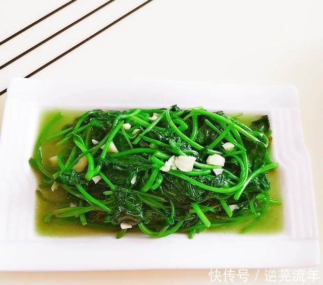 开胃|青炒番薯叶,简单又开胃,一人吃一盘不够