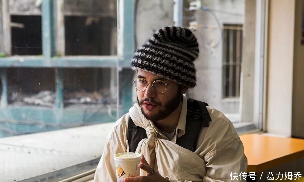 衣服|不会拍照的设计师不是一个好模特