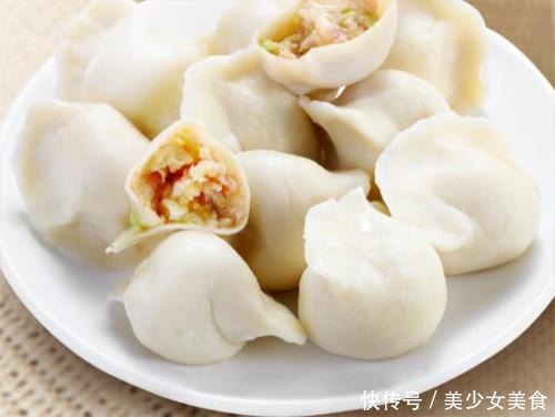 东北|东北大妈:中国人吃饺子寓意着什么?