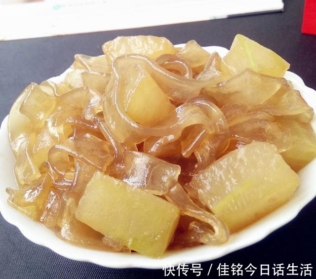 家常|冬瓜烧粉条,很健康的一道家常美味